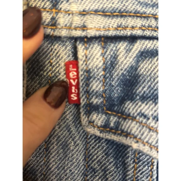 Small Levi's Women's Blue Denim Jacket - Picture 6 of 10